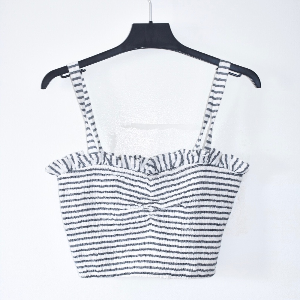 FOREVER 21 SMOCKED TOP